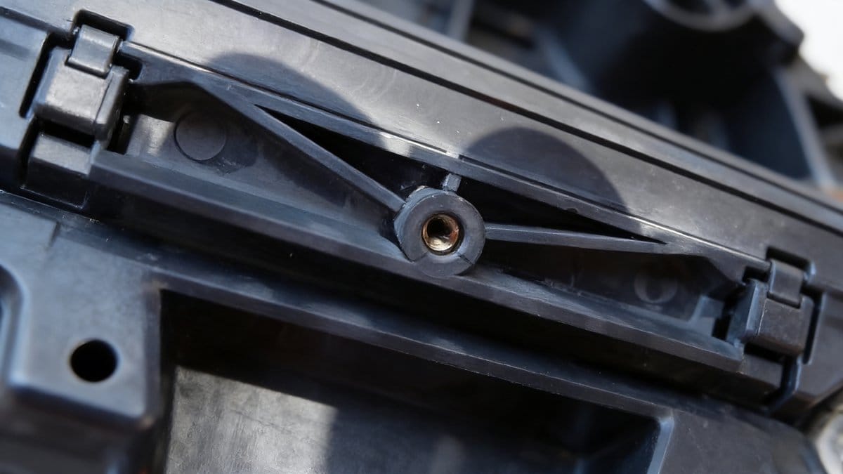 injection molded parts cracking analysis1