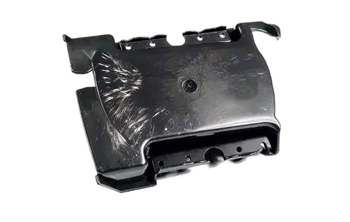 Analyzing Silver Streak Defects in Injection Molding: A 4‑Factor Diagnostic Guide