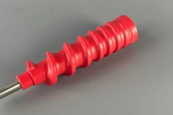 Plastic injection molding in Improving the Spiral Screw